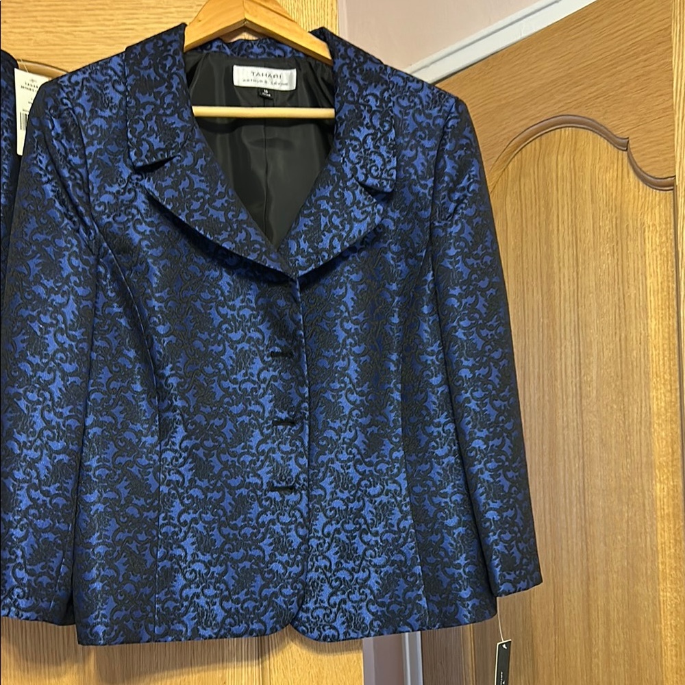 Tahari Blue and Black Blazers with Textured Fabric